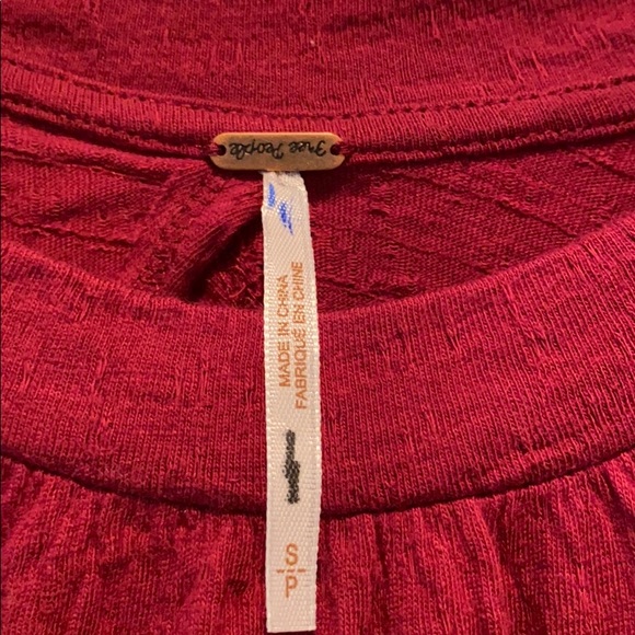 New Free People maroon tiered ruffled tunic s - Picture 2 of 3